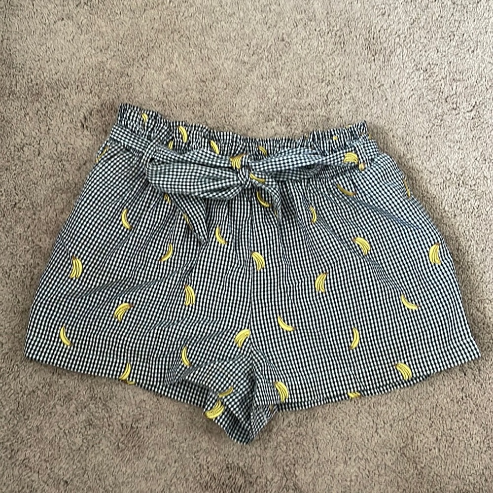 Gingham paper bag shorts with embroidered bananas